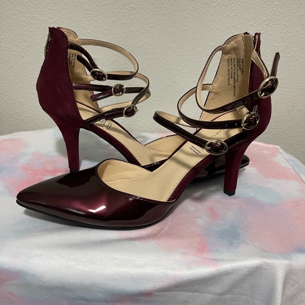 Red High Heels!!